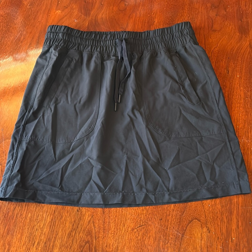 Womens 90 Degrees Skirt size Small